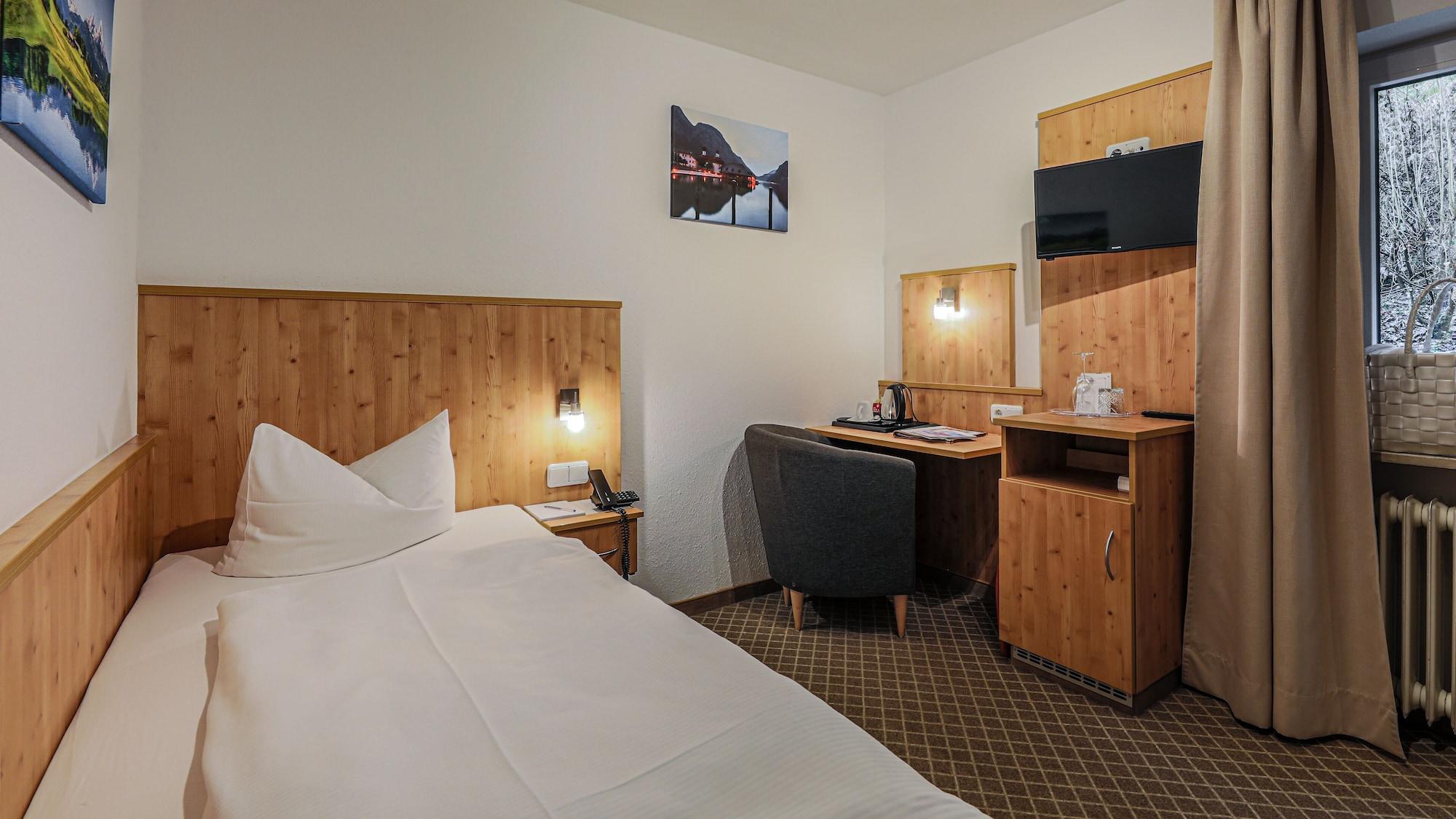 Alpenhotel Fischer 4 Sterne - Adults Only Берхтесгаден Екстер'єр фото
